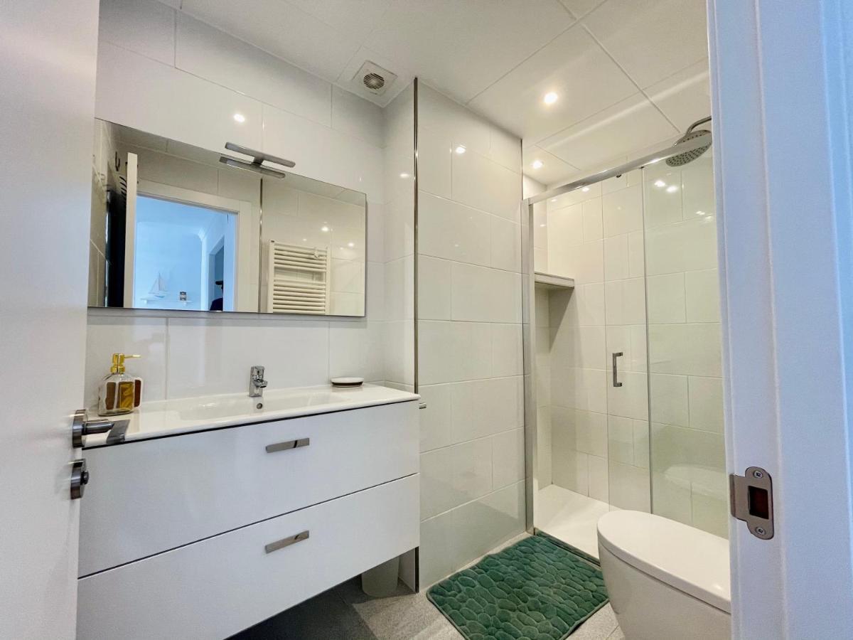 Acogedor Y Centrico Apartamento A 1' De La Playa 罗萨斯 外观 照片